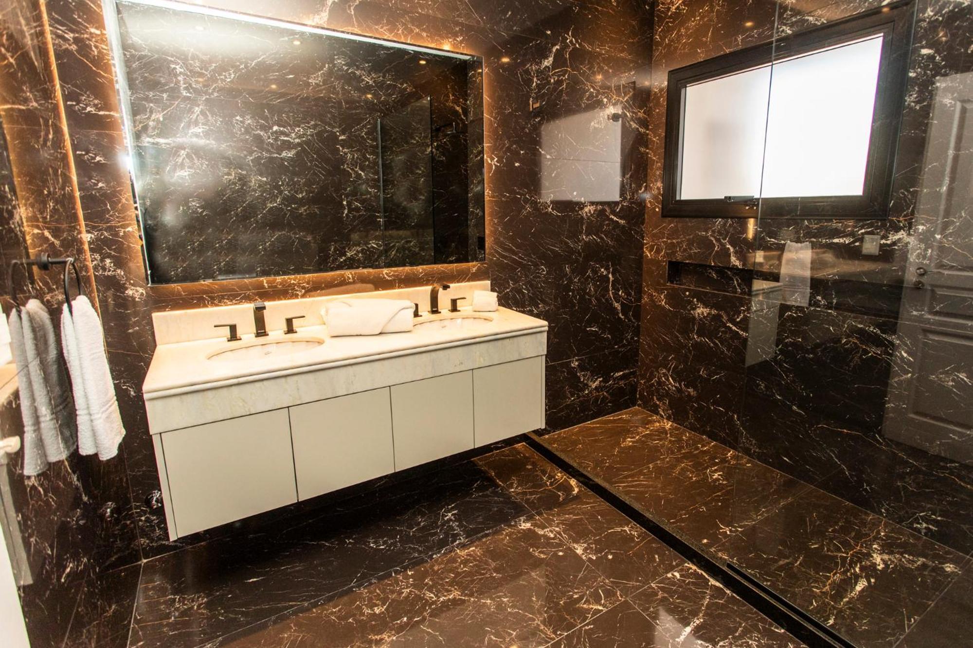 Сasa de vacaciones Luxury House Devoto *