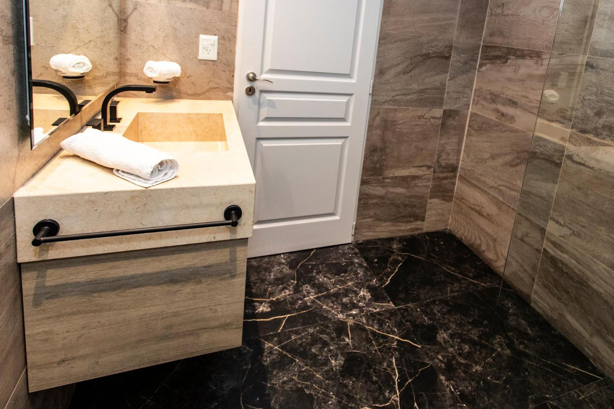 Luxury House Devoto