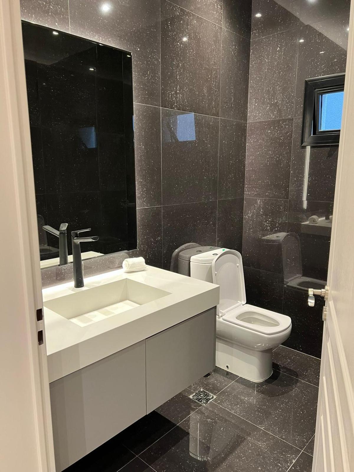 Luxury House Devoto